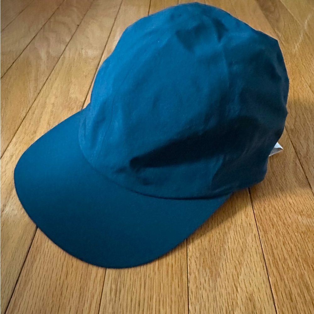 NWT Lululemon Ultra Lightspeed Run Hat